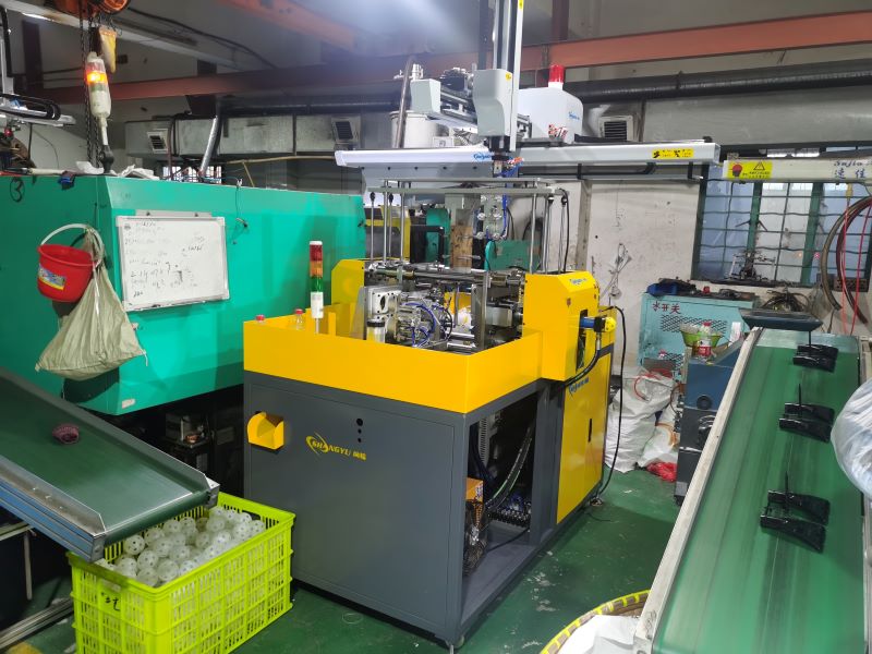 Step-by-Step Peak Racket Hemming Machine Setup.jpg